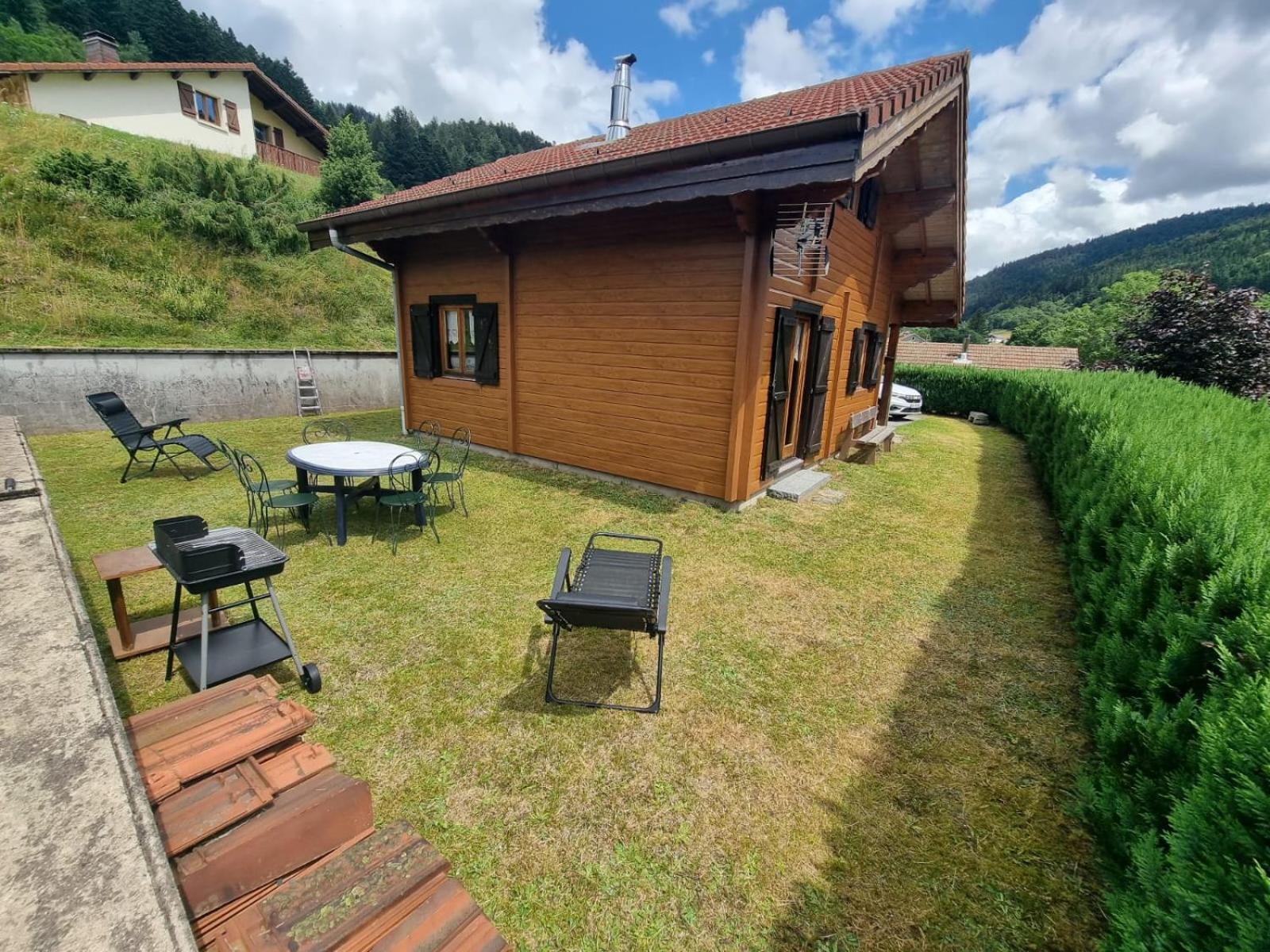 Le "Chalet De Minette" 2 Etoiles Ла-Бресс Экстерьер фото